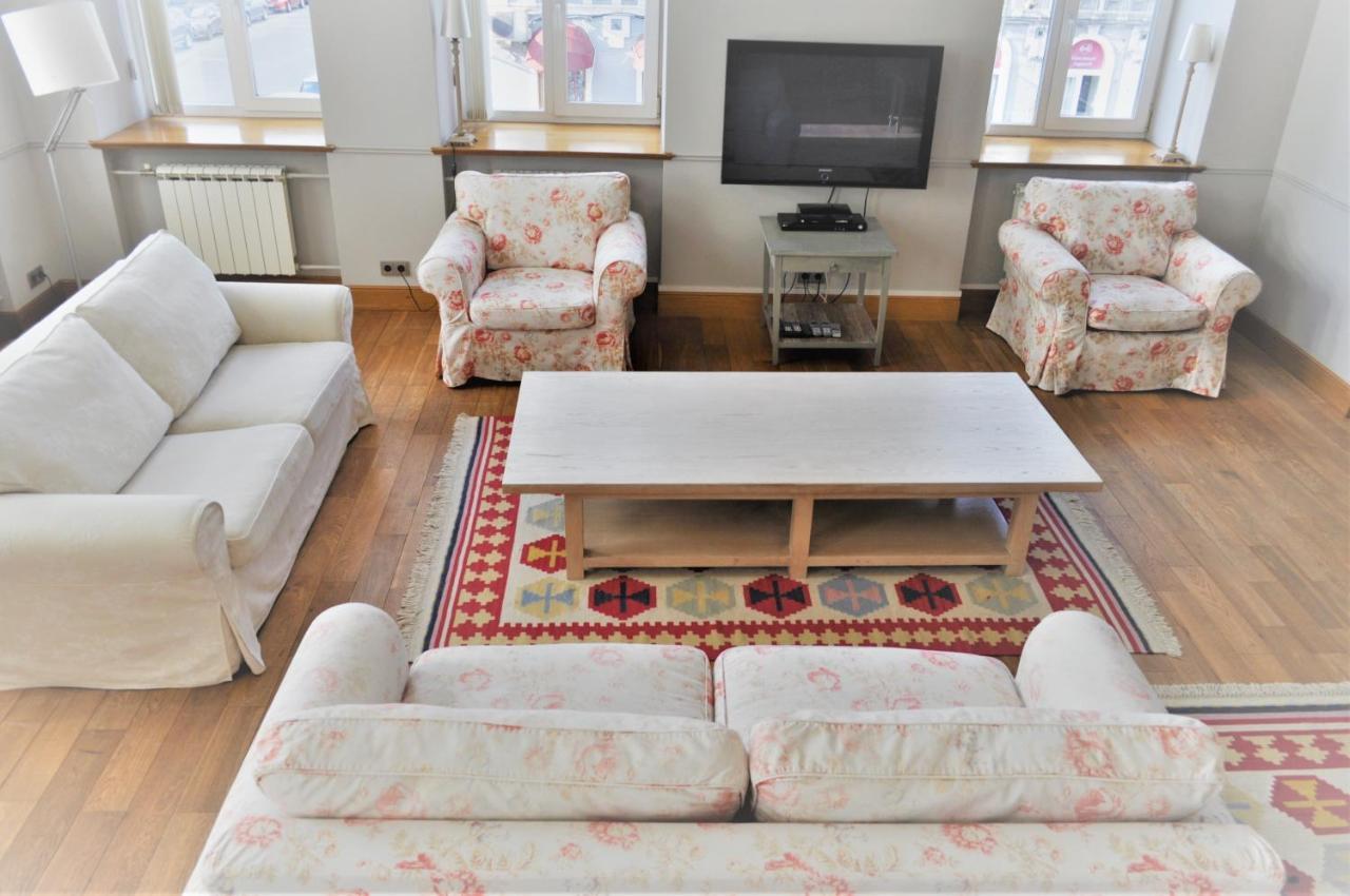 Great 144 Sq.M. Apartment In The Center Of เคียฟ ภายนอก รูปภาพ