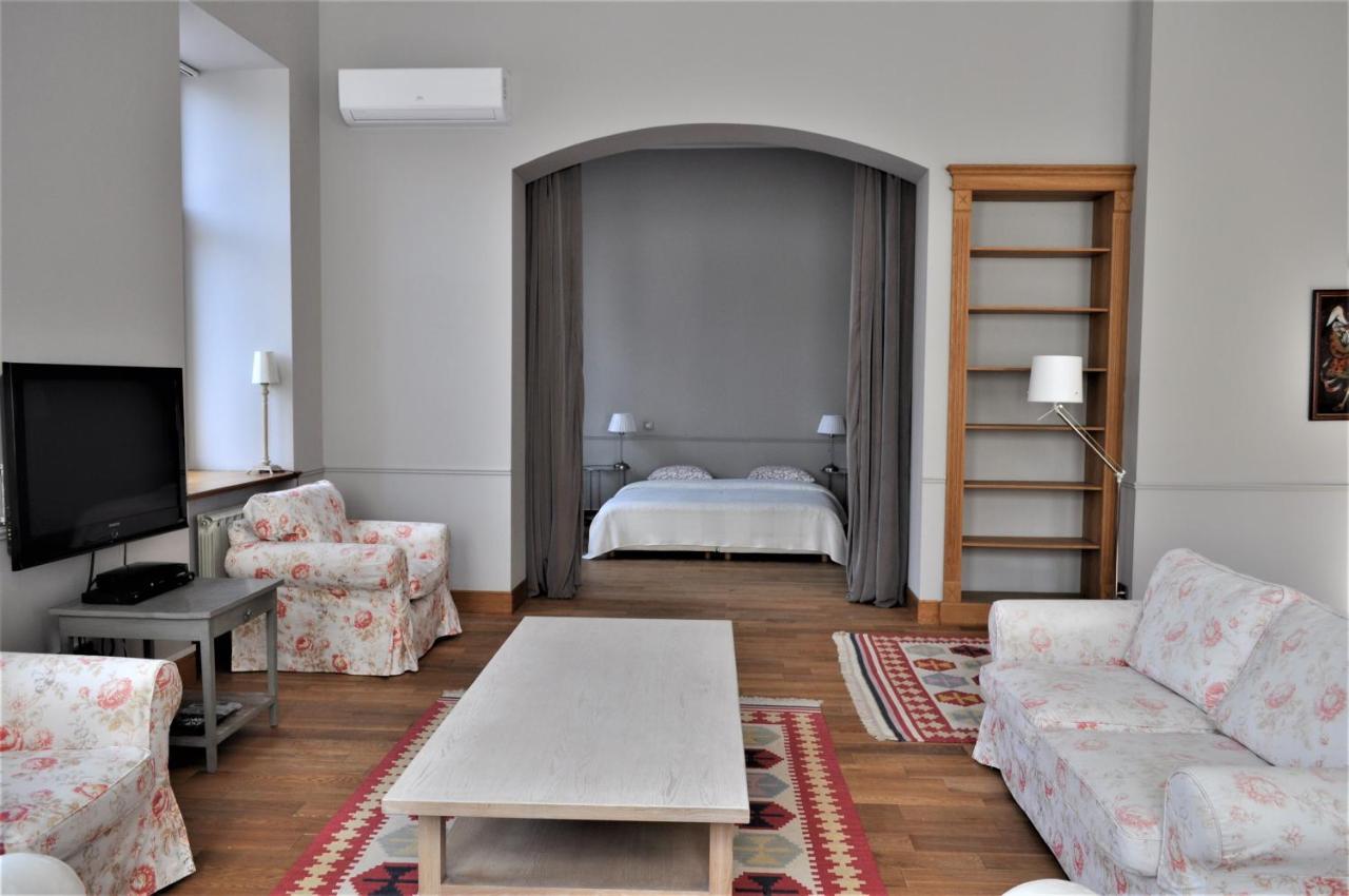 Great 144 Sq.M. Apartment In The Center Of เคียฟ ภายนอก รูปภาพ
