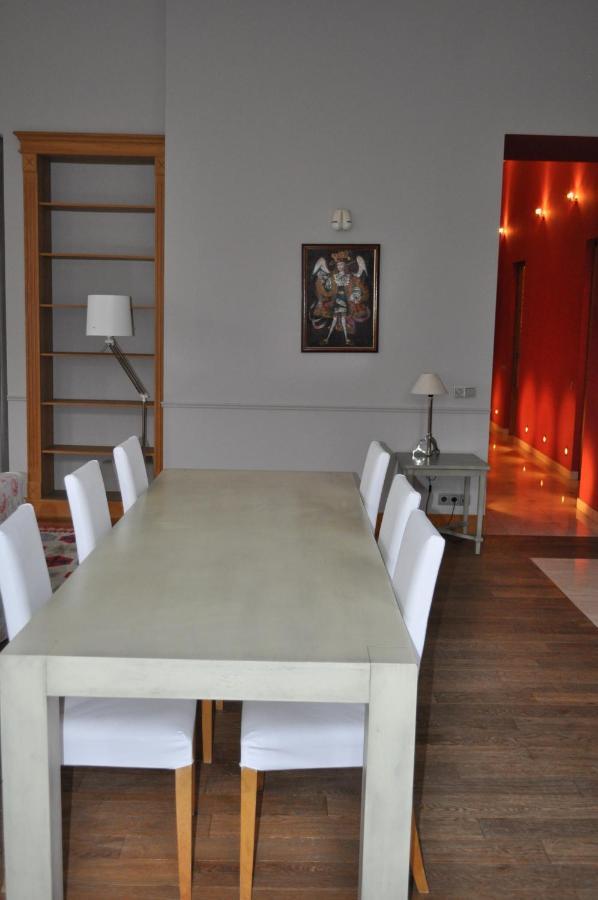 Great 144 Sq.M. Apartment In The Center Of เคียฟ ภายนอก รูปภาพ