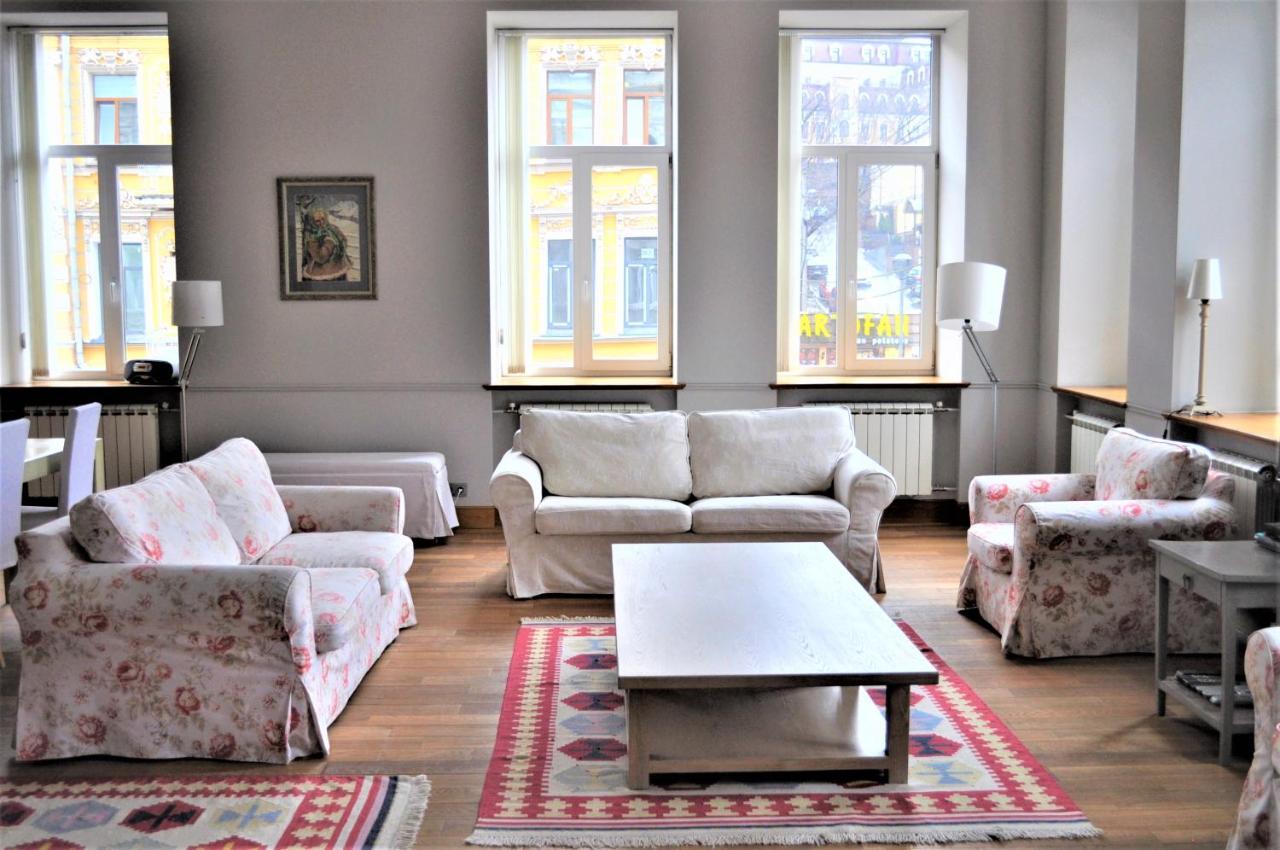 Great 144 Sq.M. Apartment In The Center Of เคียฟ ภายนอก รูปภาพ